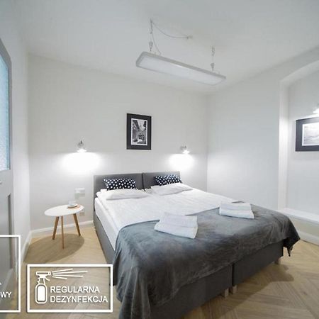 M5 Main Square Stylish One Bedroom Cracovia Exterior foto